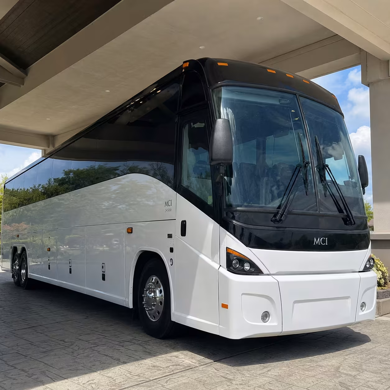 provo employee shuttle buses for byu and tech corridor workforces