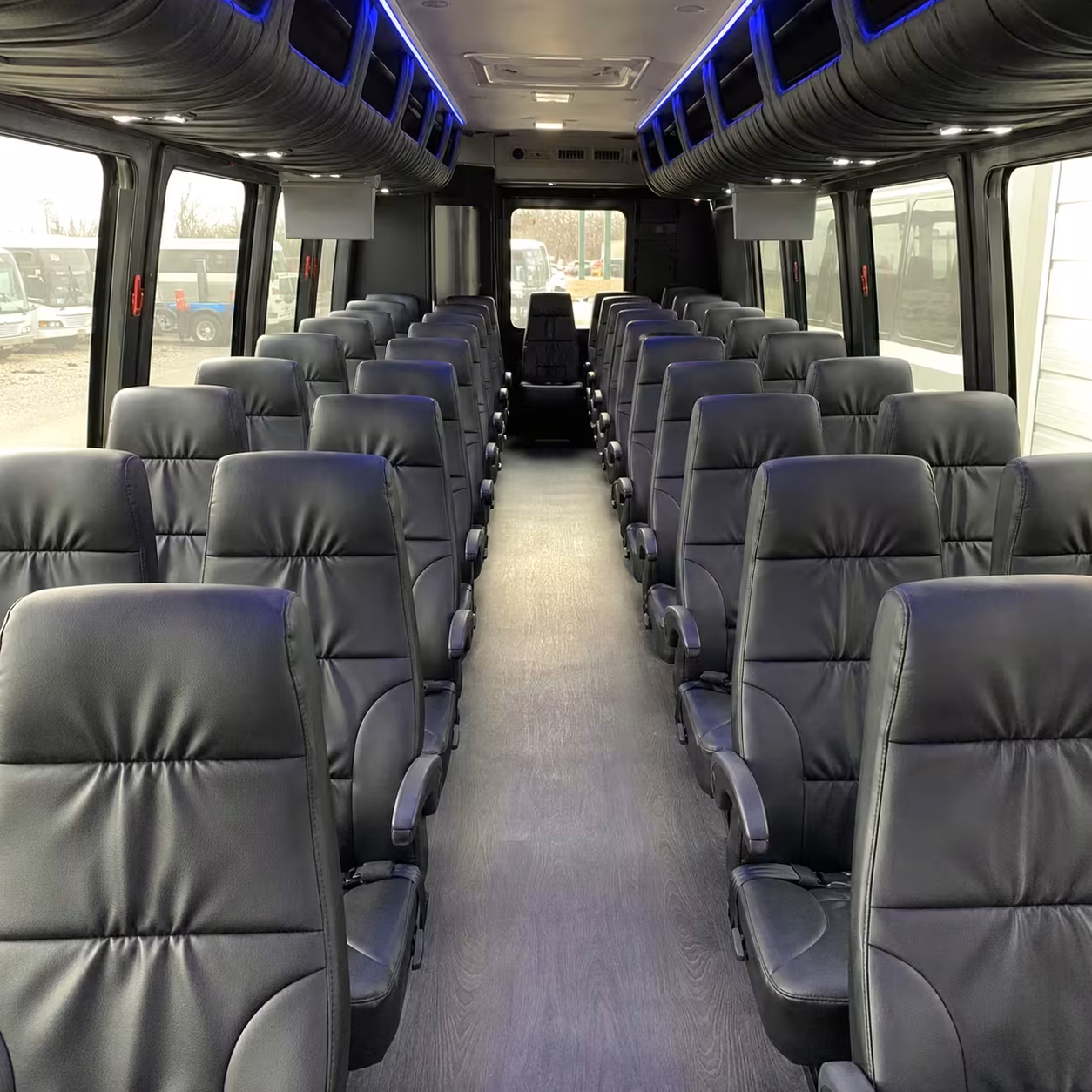 provo minibus rentals for church youth groups and retreats